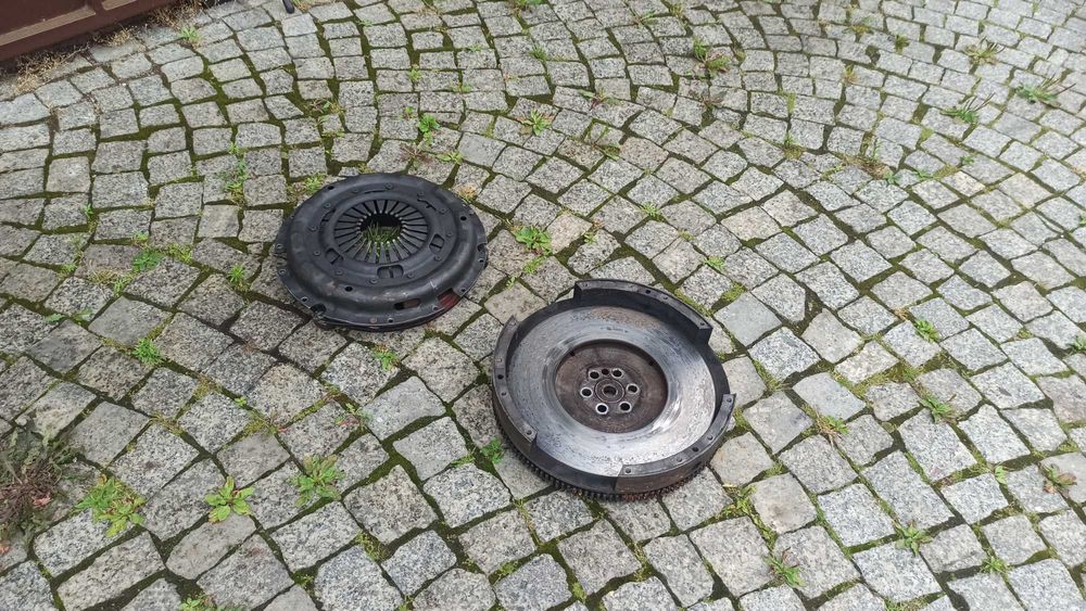 Koło Zamachowe + Sprzęgło Ursus C-385,904,902,912,914,1014 Zetor 10145