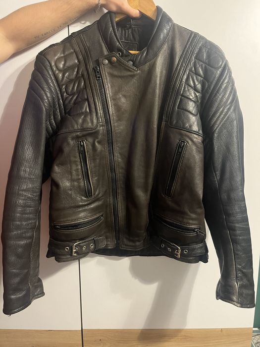 Кожаный костюм для мотоспорта