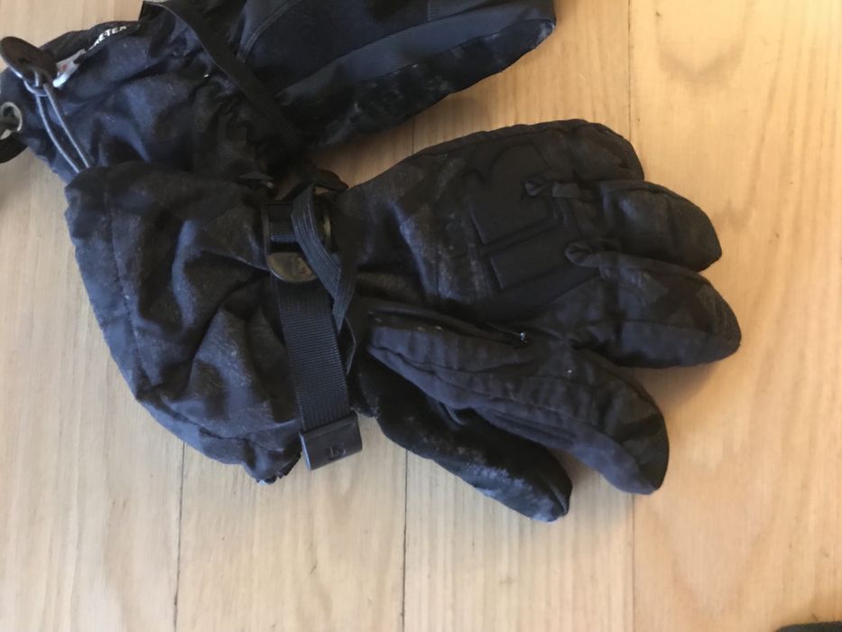 Перчатки сноубордические