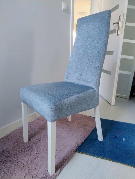Krzesło w ładnym design, tapicerka zamszowa