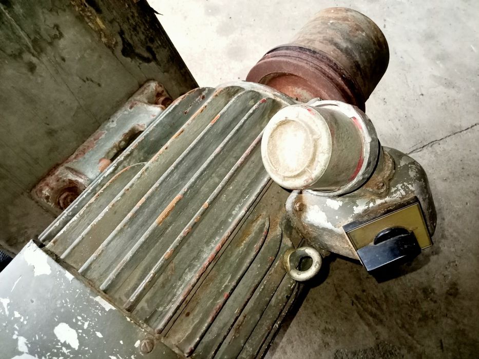 Sprzedam silnik elektryczny 7,5 kw