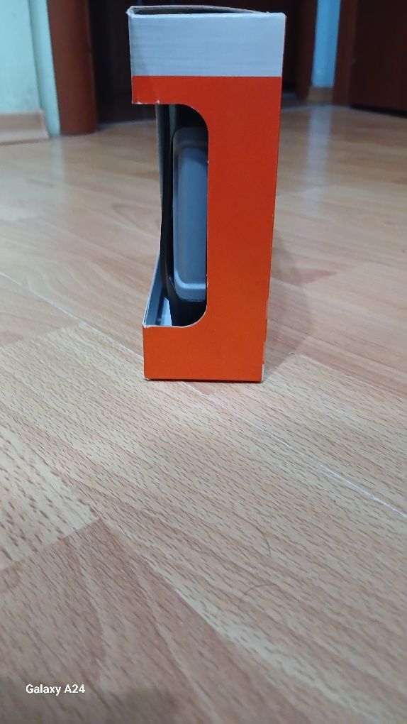 Акумуляторний прожектор 10W IP44 світлодіодний 6400K