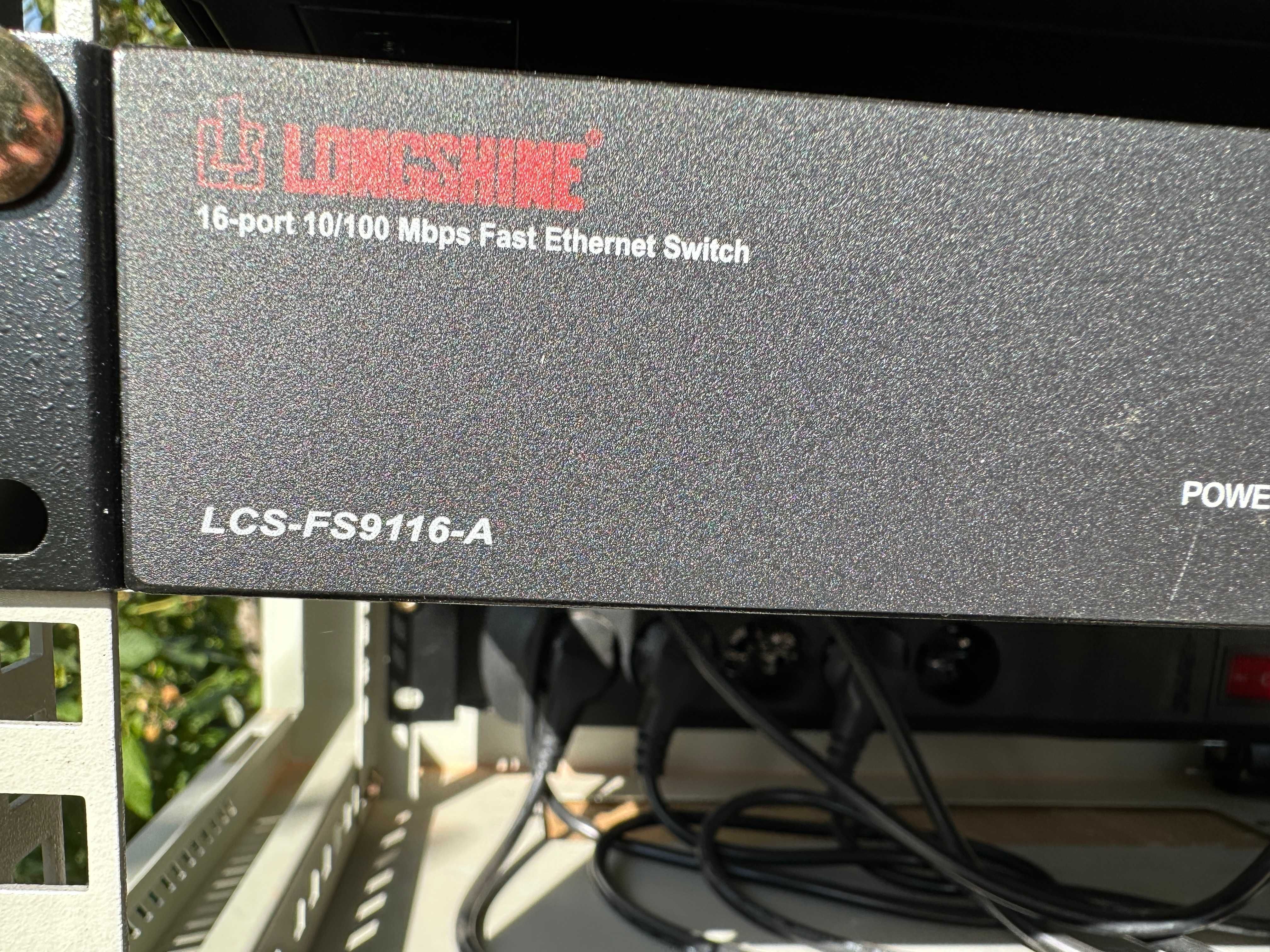 SWITCH Longshine LCS-GFS9326 LCS-FS9124-A LCS-GS9116-A Łącza sieciowe