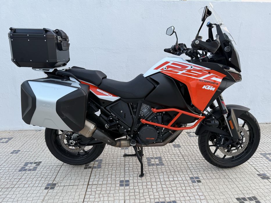 KTM 1290 Super Adventure S nacional com apenas 25.462 Km reais.