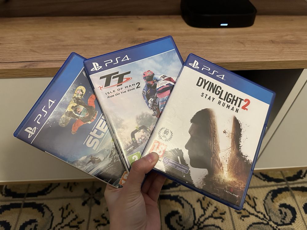 Sony Playstation 4 PRO 1TB + jogos