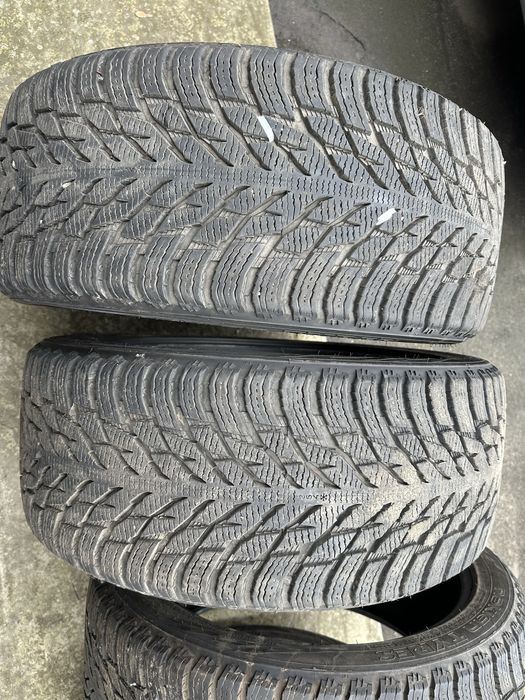 Nokian Hakkapelitta R3  265/40R21