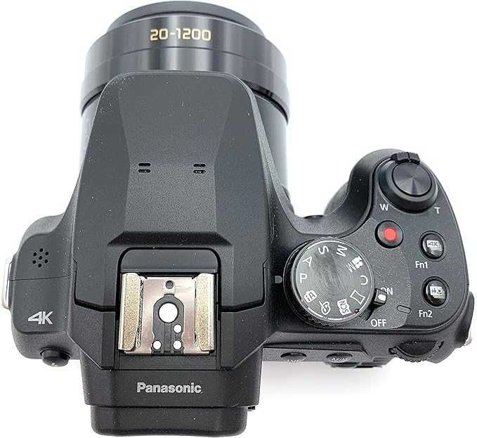 Máq Fotográfica Panasonic Lumix DC FZ-82 e mala National Geographic