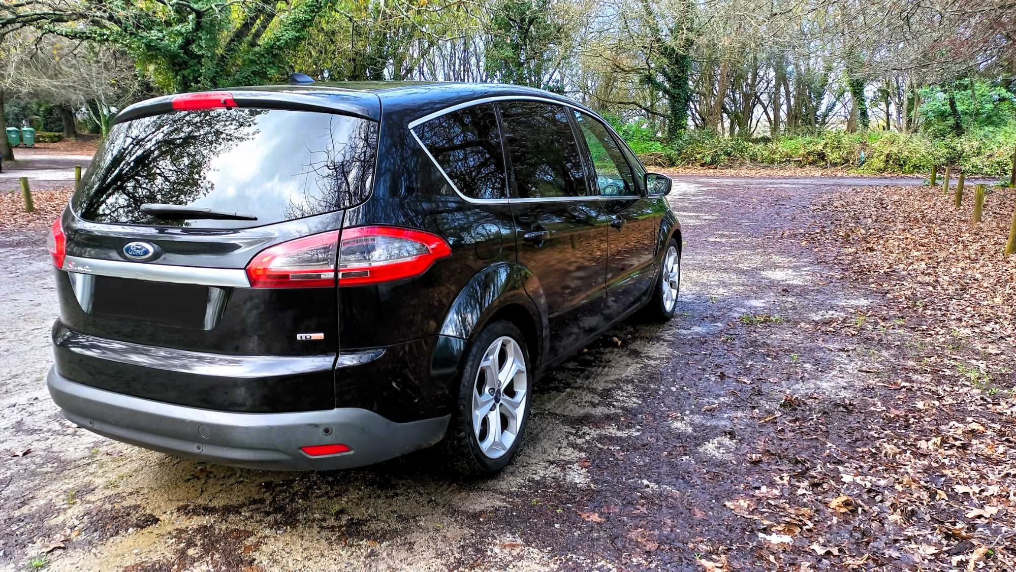 Ford S-Max Titanium