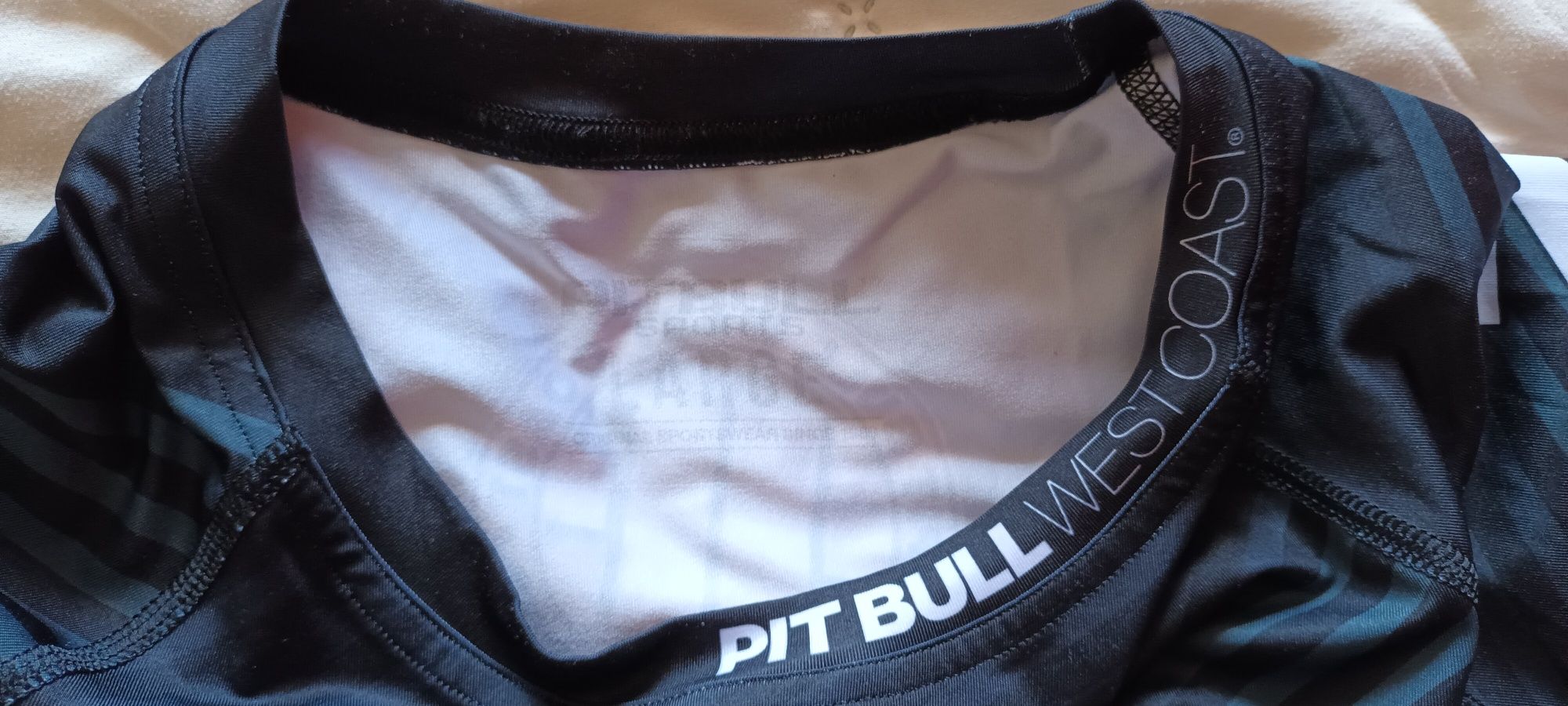 Rashguard Runmageddon Pit Bull West Coast Genuine L
