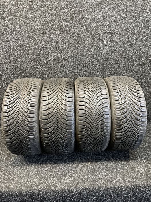 Продам Б/У шини Maxxis 255/40R20 Premitra Snow WP6