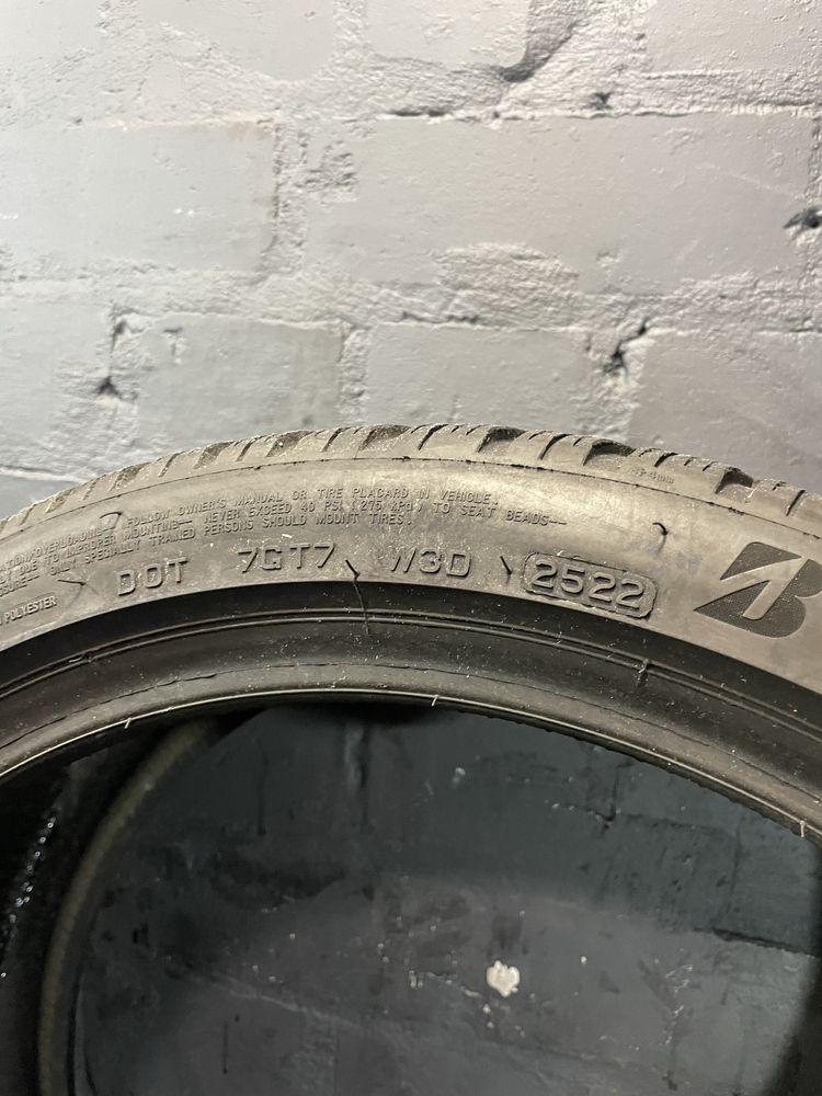 1шт 225/40 R18 Bridgestone Blizzak LM005