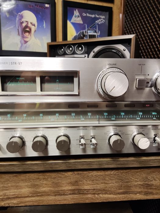 Amplituner SONY STR-V7 Vintage Monster