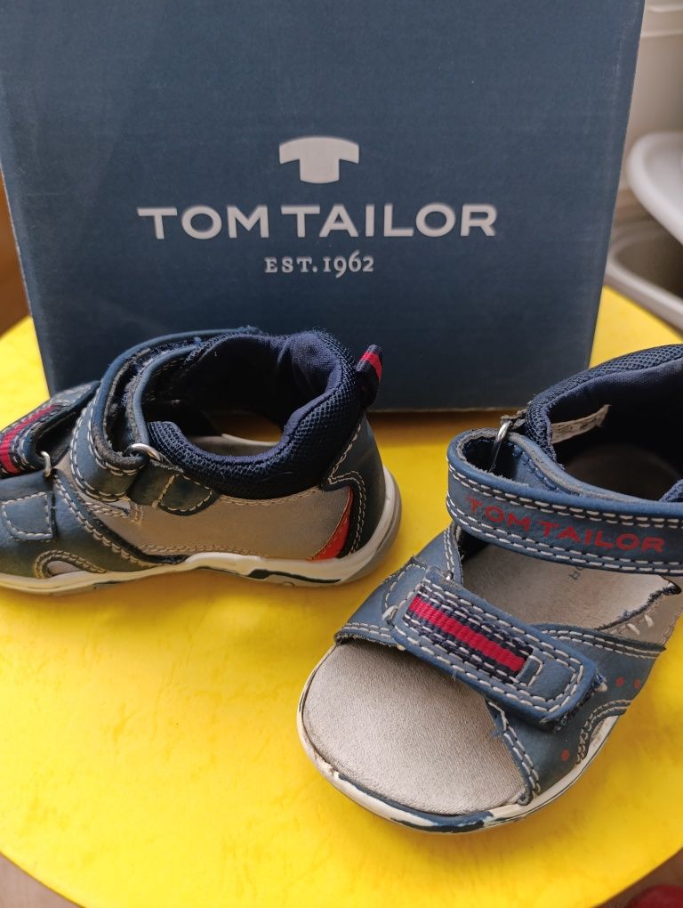 Sandałki Tom Tailor 23