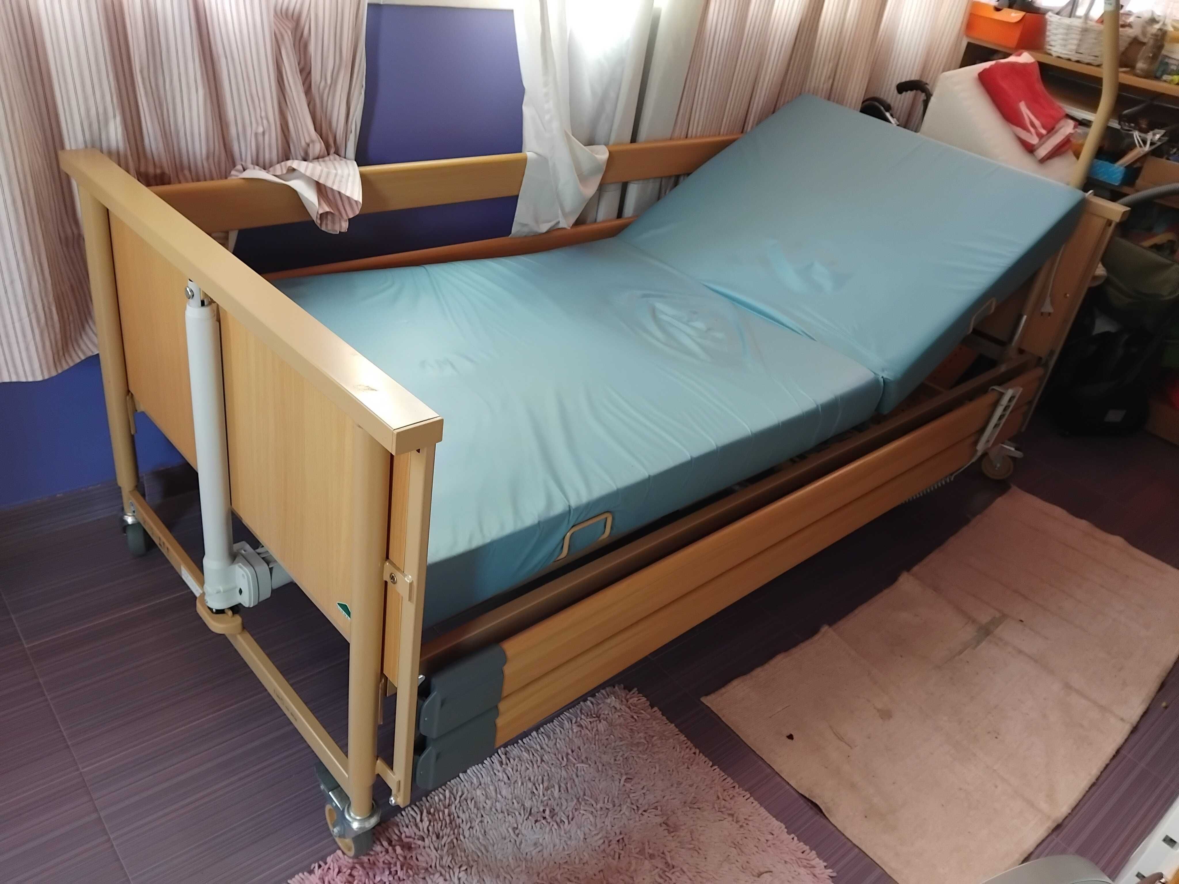 Cama articulada com colchao