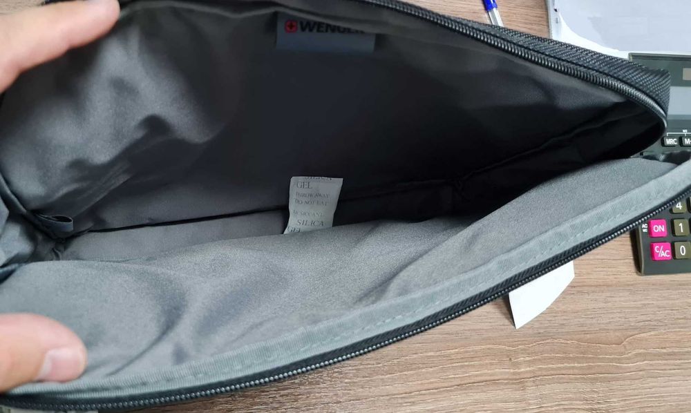 Чохол Wenger BC Top Sleeve 14" і для MacBook Air 15", чорний -29,9%