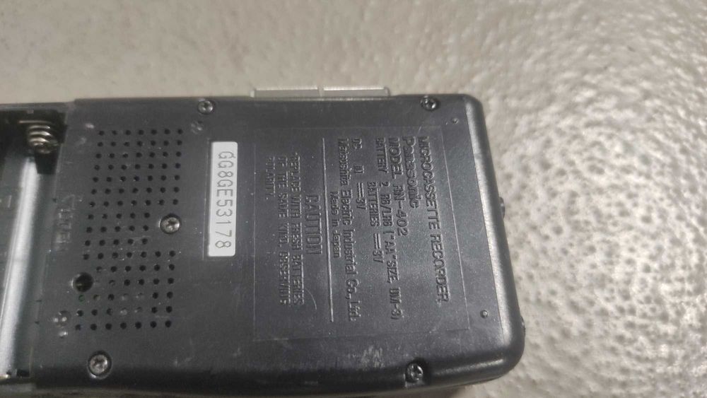 Dyktafon Panasonic uszkodzony