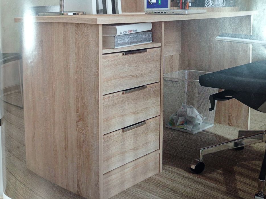 Стіл письмовий з шухлядами