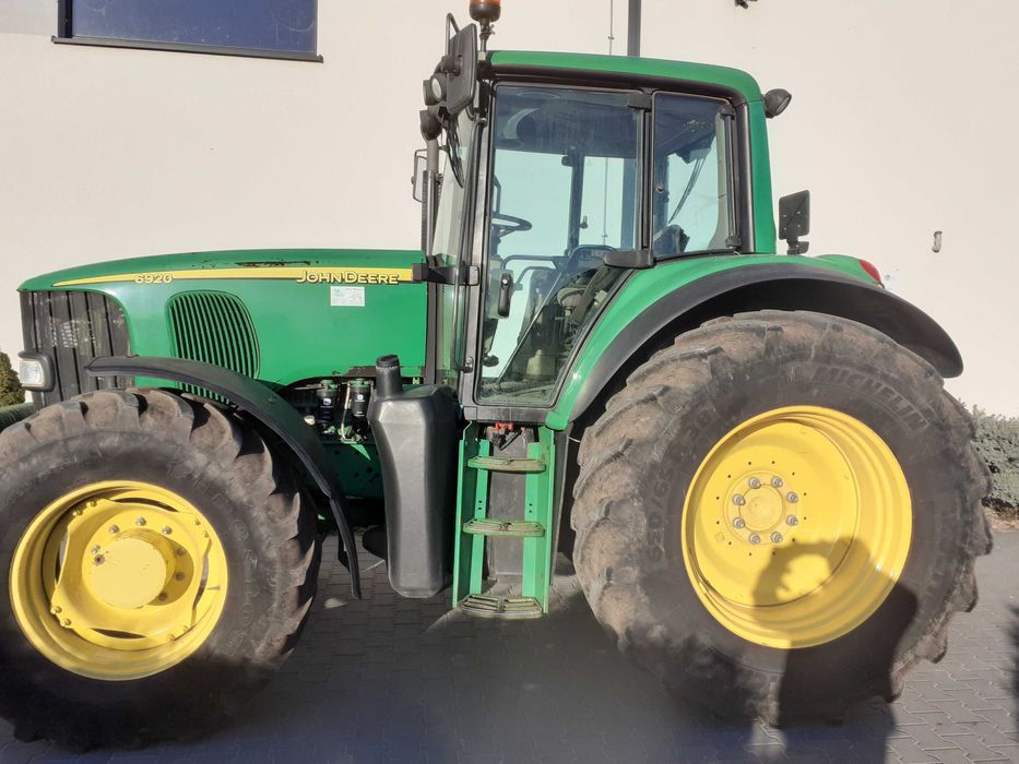 Ciągnik rolniczy John Deere 6920 rok 2006 r. 150 KM