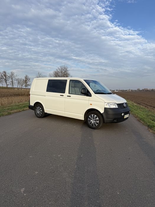 Авто Volkswagen Transporter T5 8+1 1.9 TDI бус пасс