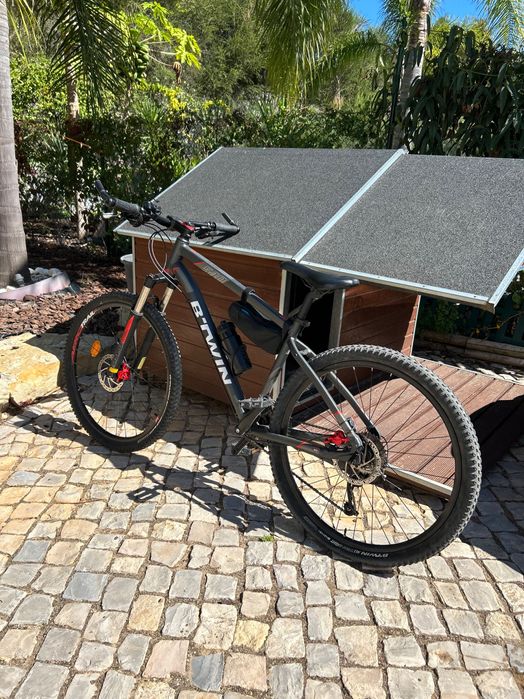 Bicicleta rockrider como nova