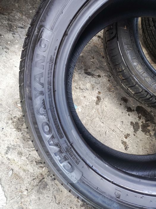 Sprzedam opony zdjęte z nowego samochodu 225/55 r18