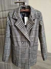 Новое шерстяное пальто жакет в клеточку шерсть в клетку пиджак теплый
