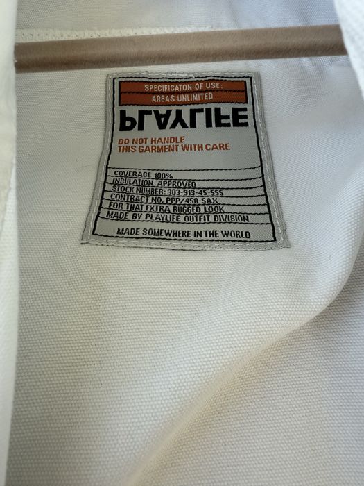 Женский белый джинсовый джакет .