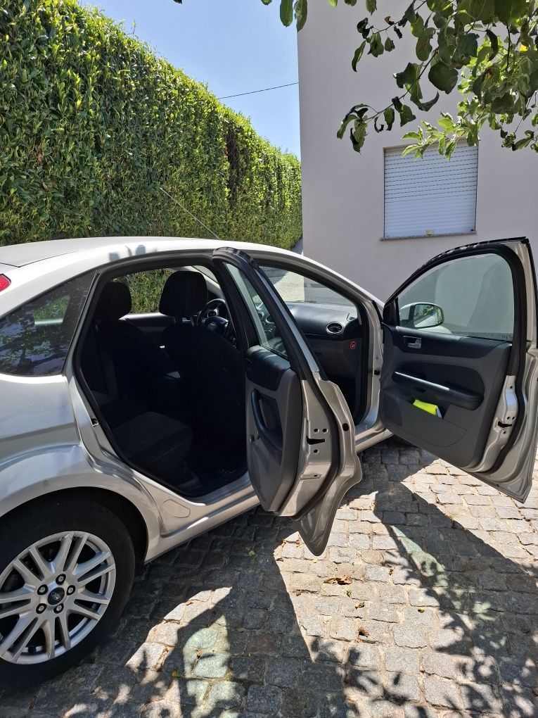 Carro Ford Focus
