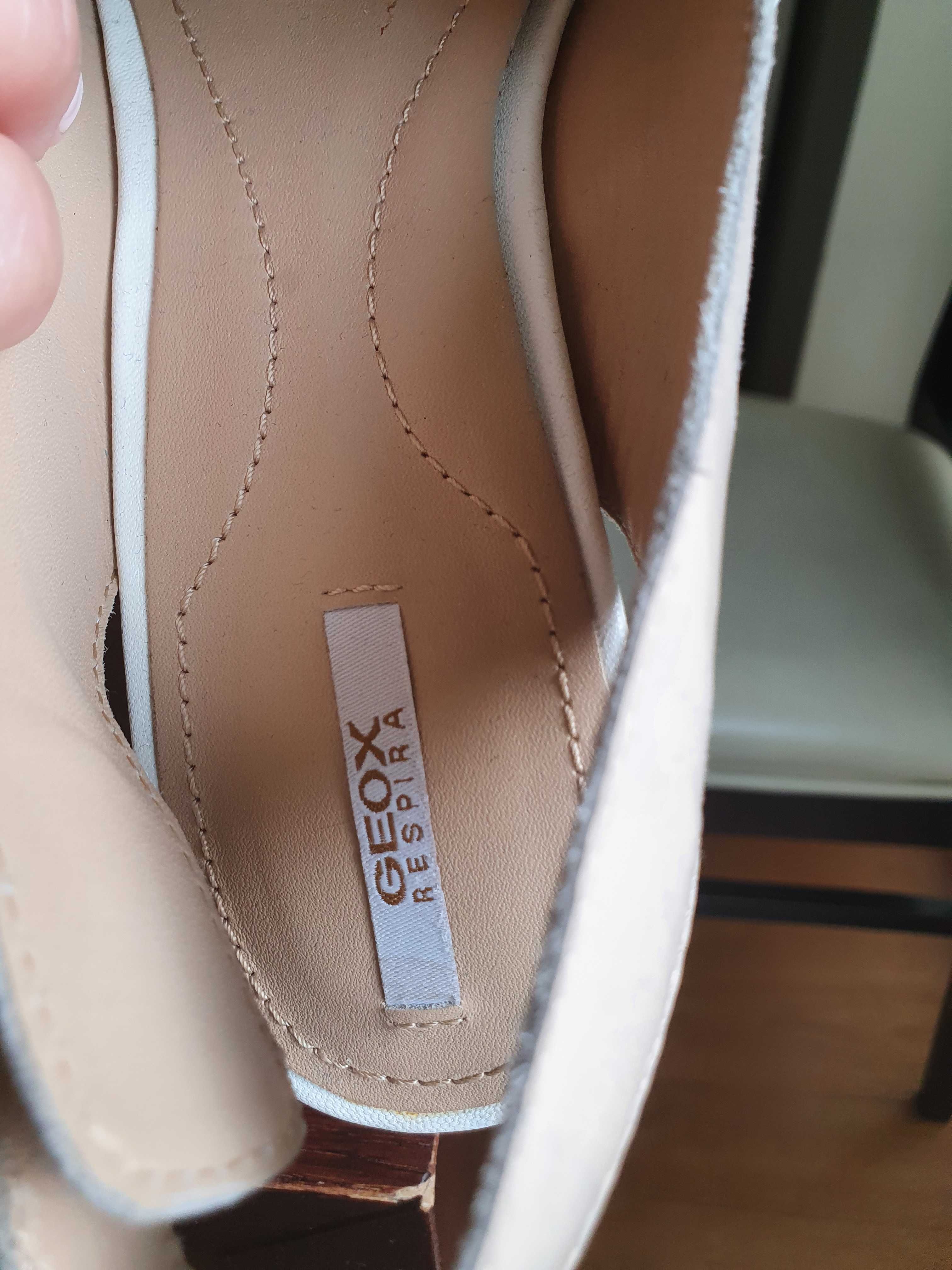 Buty koturn słupek GEOX nowe 37