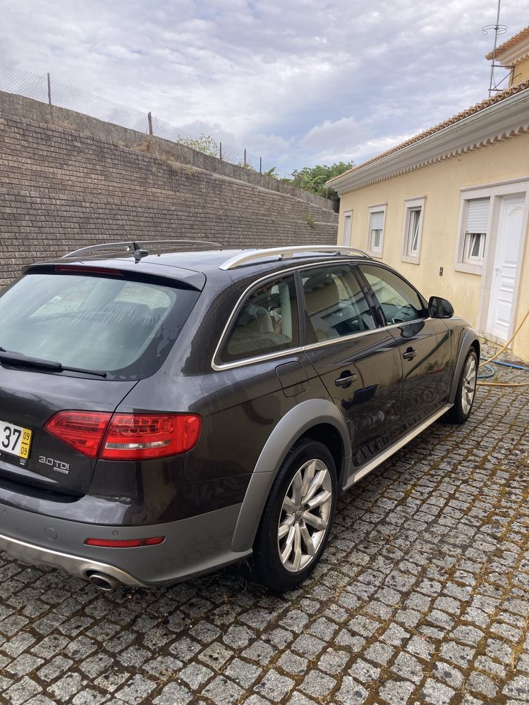 Audi A4 allroad 3.0