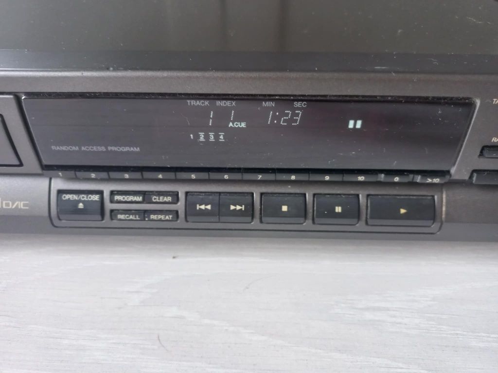 CD Technics SL-PG340A