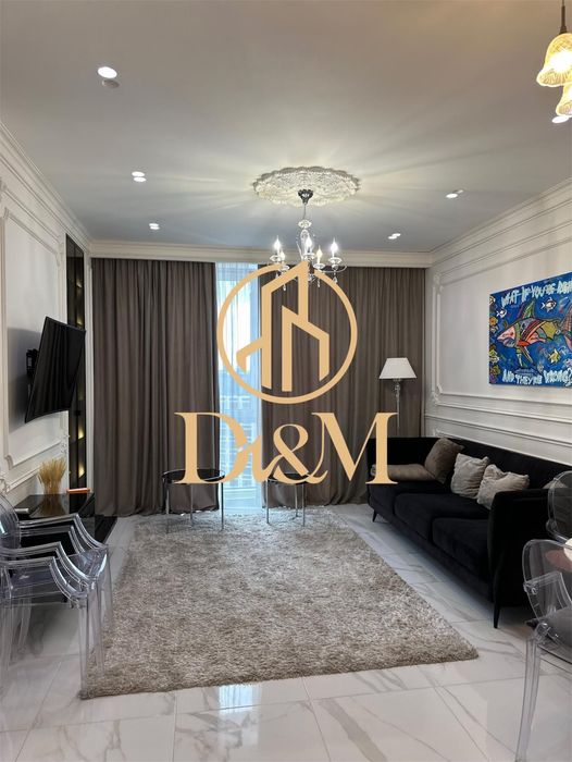 Продаж 1-кімнатної квартири з дизайнерським ремонтом у ЖК Royal Tower