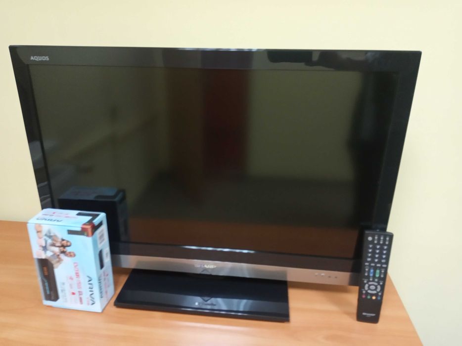 Telewizor Sharp LC-32LE600E 32 +Tuner DVB-T2 Ferguson Ariva T75