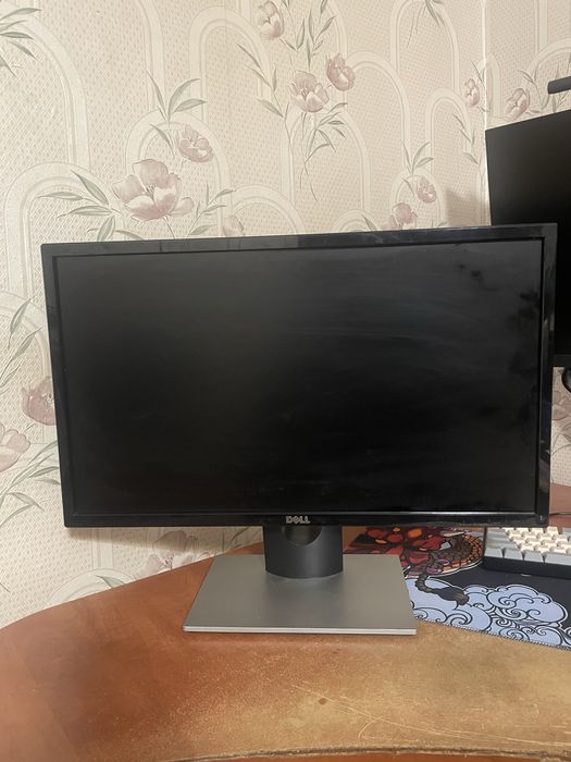 Монітор DELL 24 дюйма
