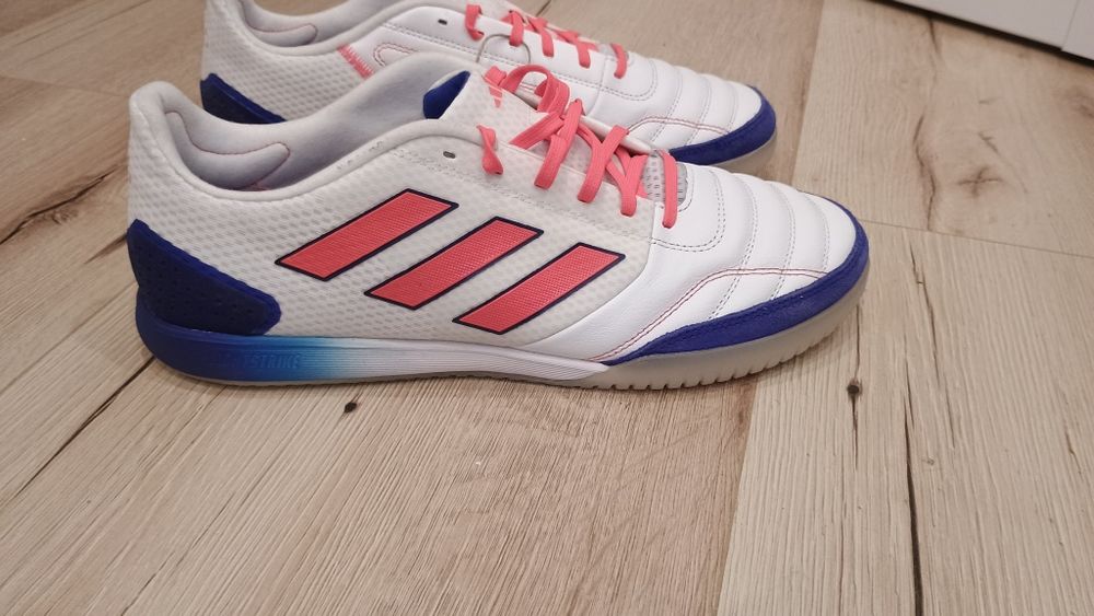Nowe nie używane buty adidas Top Sala Competition Ig8763 Białe
