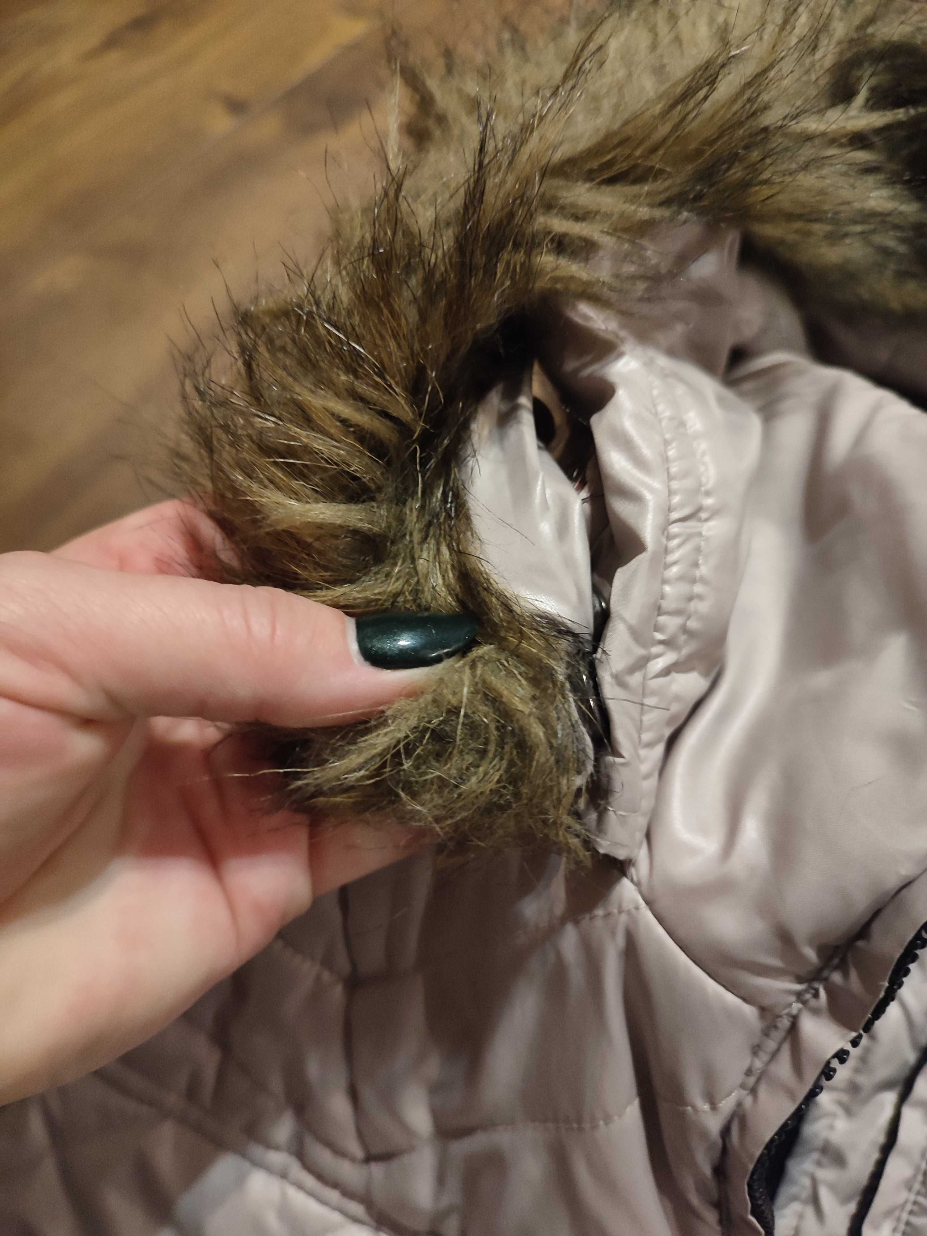 Reserved kurtka zimowa pikowana krótka taliowana parka S 36