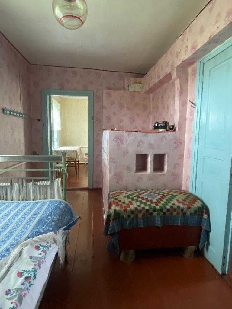 Продаж цегляного будинку, дачі