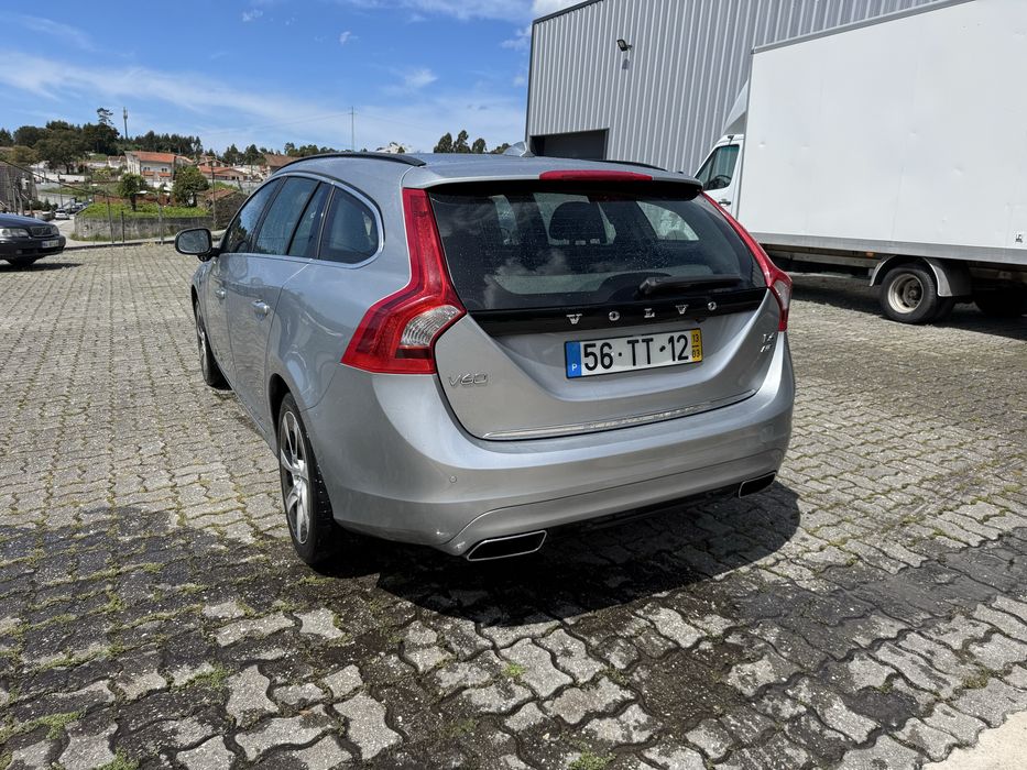 Volvo V60 Plug-In Hybrid