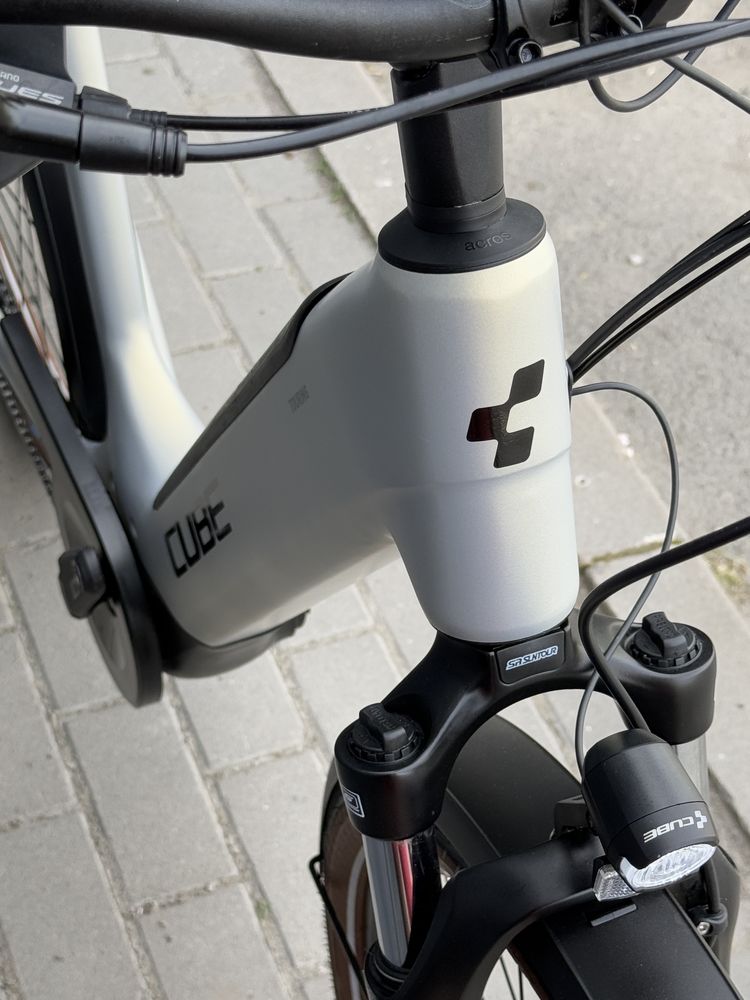 Cube Touring Pro (Kathmandu) 2024 новий