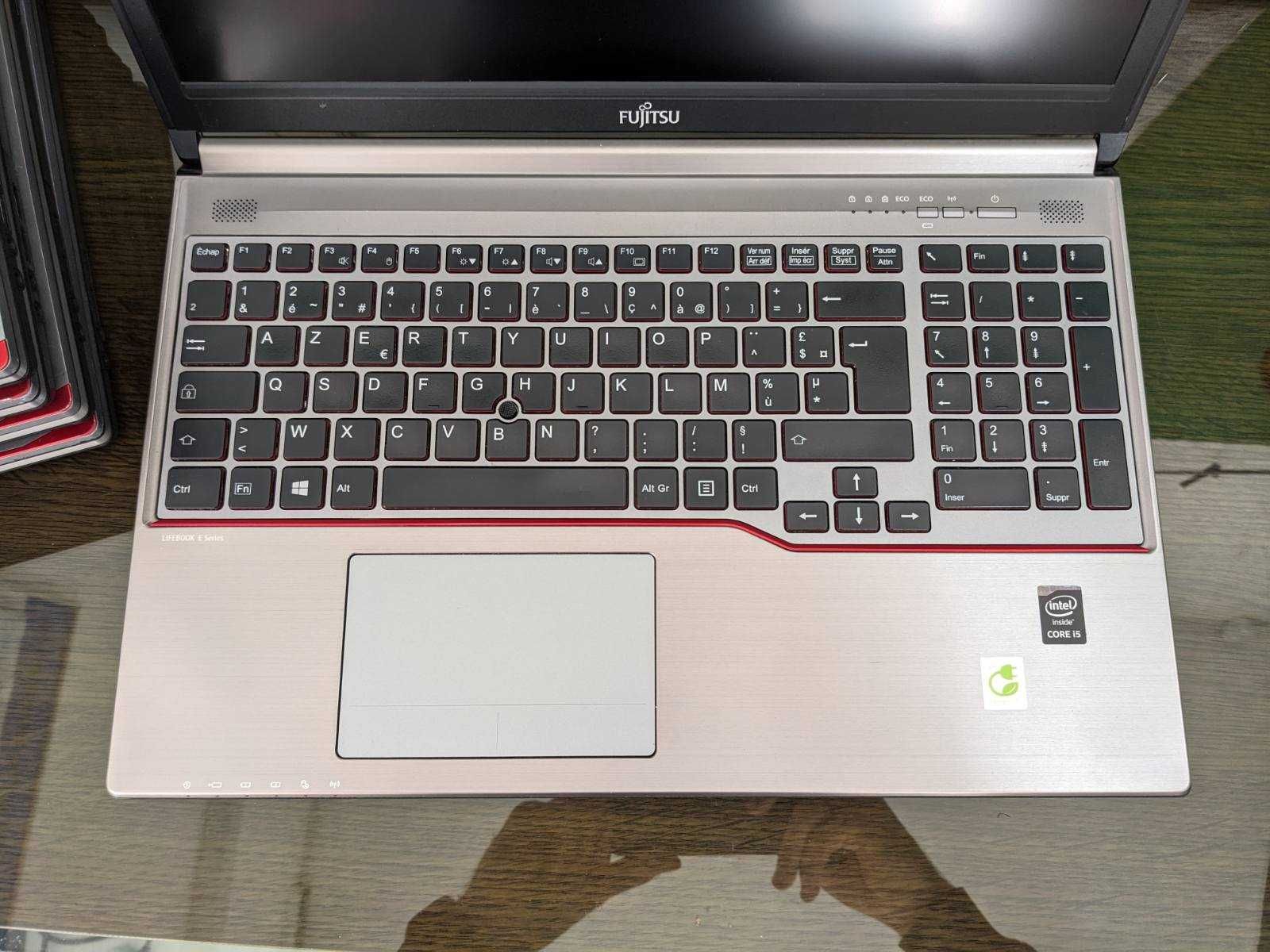 Гарні ноутбуки Fujitsu LIFEBOOK E754 - в наяності 6 ноутбуків