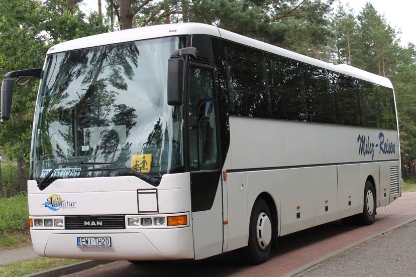 Autokar, Autobus Man A13