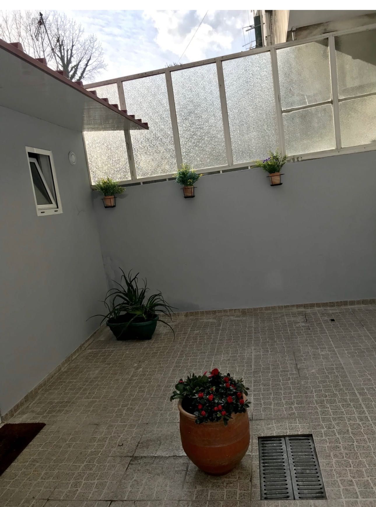 Quarto aluga-se  suite