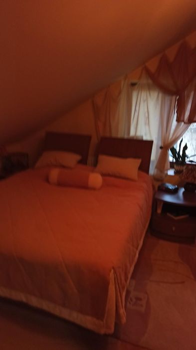 Продаж 6-ти кімнатної квартири у місті Ужгород.