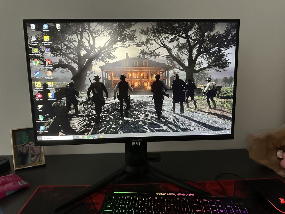 Samsung Odyssey G3 F27G35TFWUX1ms 144Hz FreeSync