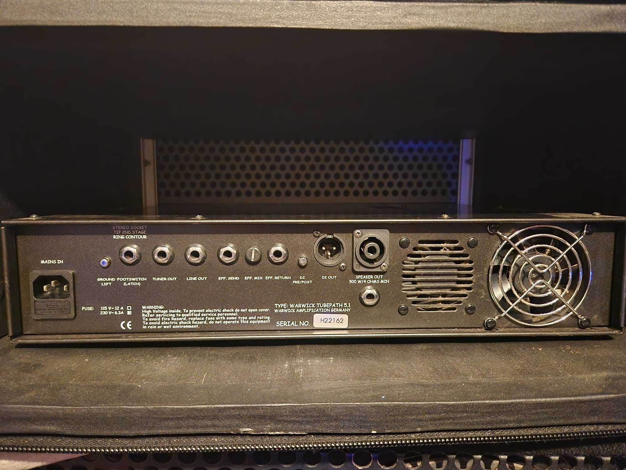 Amplificador 500W + Coluna Warwick