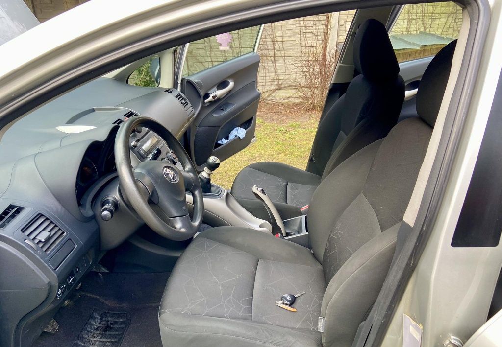 Toyota Auris 1.33 Gaz