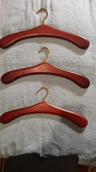3 Cabides em madeira maciça 45 cm - Bom estado