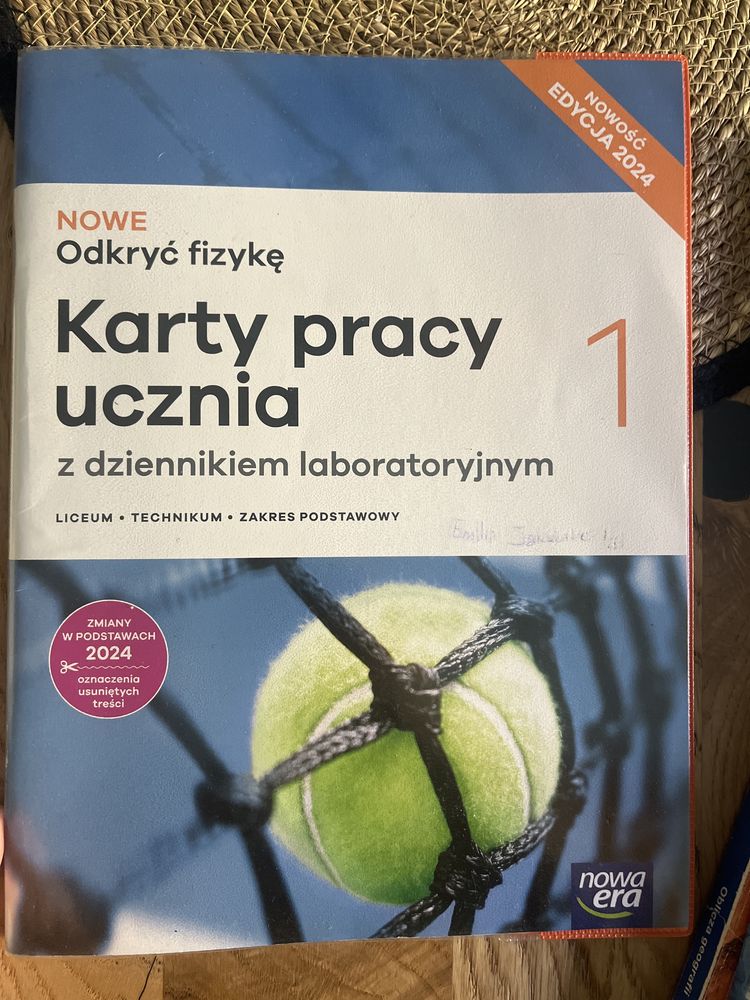 Fizyka karty prac 1 kl Liceum /jak nowa