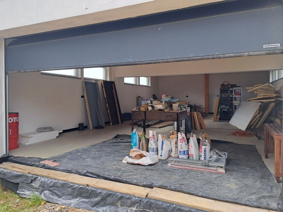 Wynajmę garaż dwupoziomowy 94m2 ,48m2,Nowa Huta ,Dojazdów
