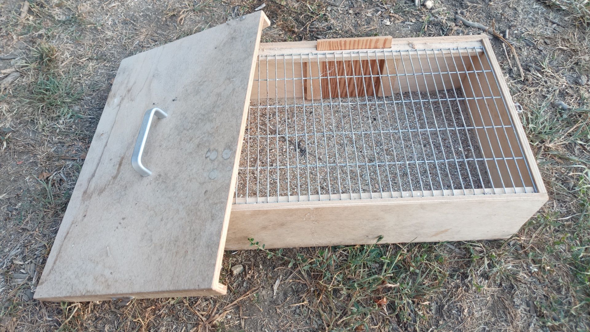 Viveiros, Gaiolas para aves, canários.